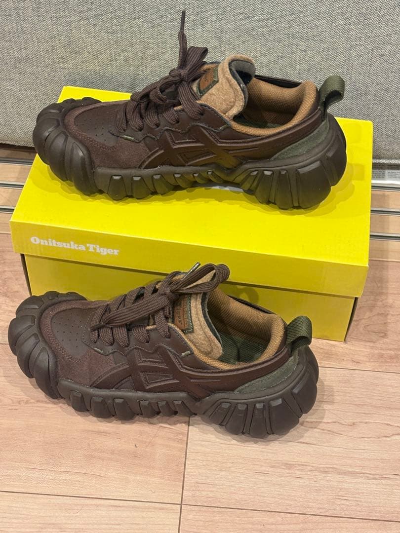Onitsuka Tiger ブラウン 厚底スニーカー