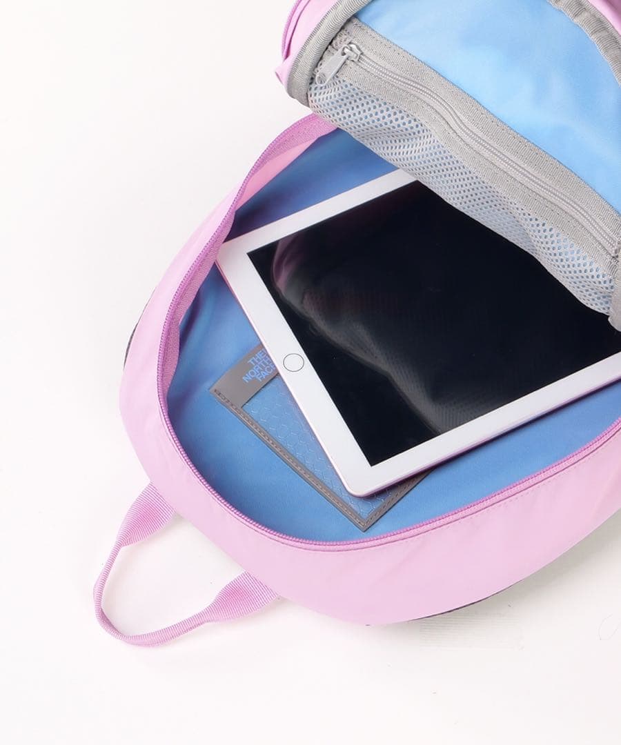 大特価‼️新品タグ付き❗️ノースフェイス キッズ スモールデイ⭐️リュック⭐️15L⭐️鞄