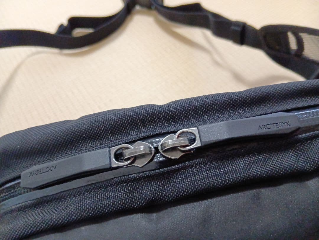 美品 ARC'TERYX Arro Waist Pack 黒
