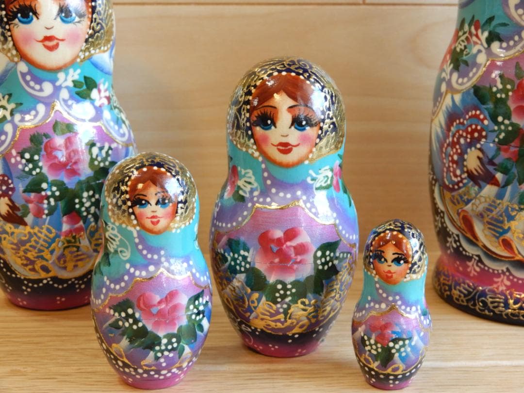 ロシア雑貨　マトリョーシカ　ブルーアイズ