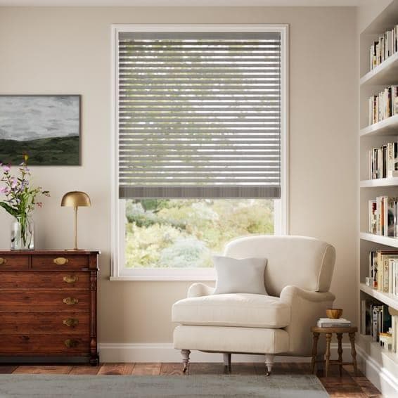 未使用　ウッドブラインド　シルバーグレー　116×130