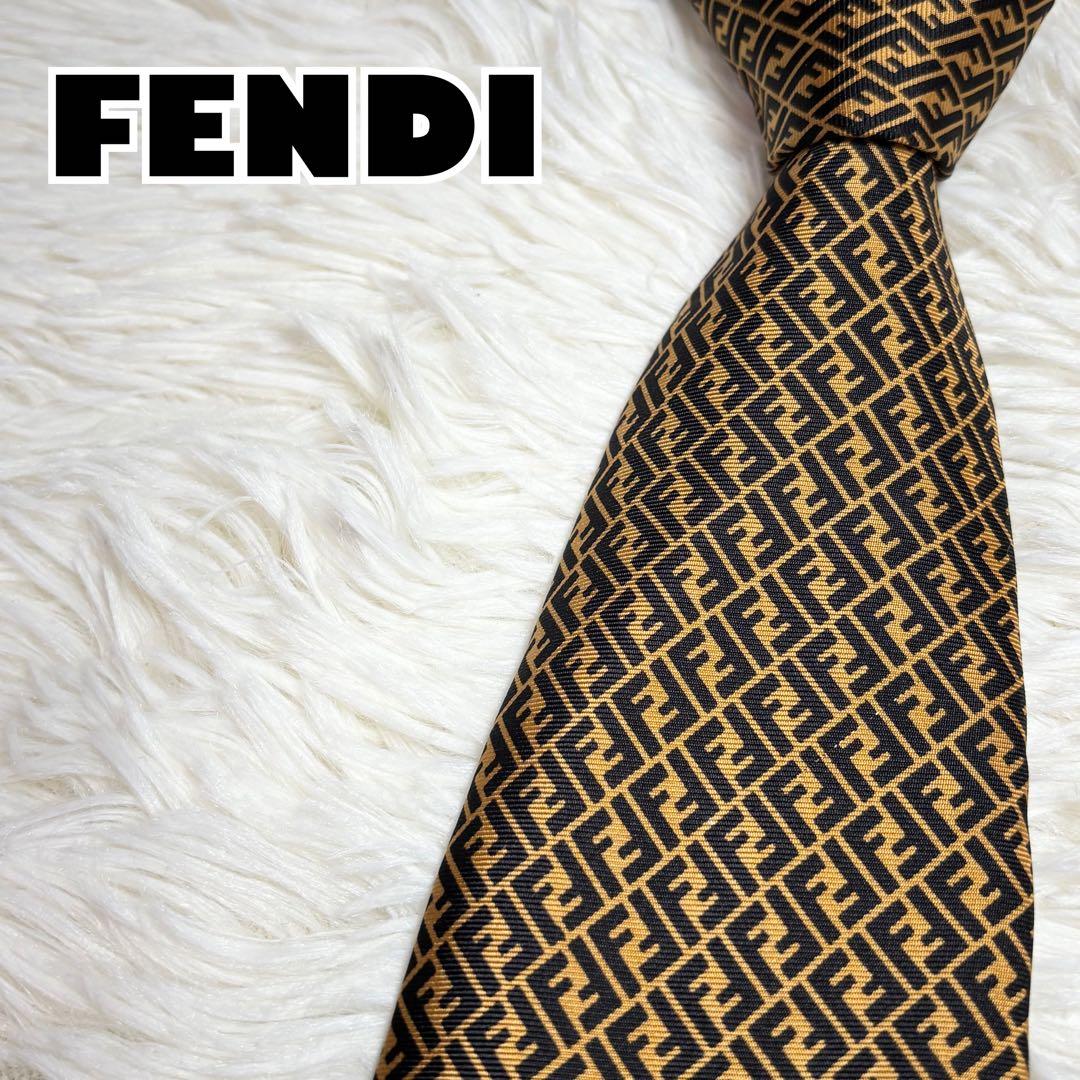 ✨激レア✨【ほぼ未使用】FENDI ネクタイ　ズッカ柄　イエロー
