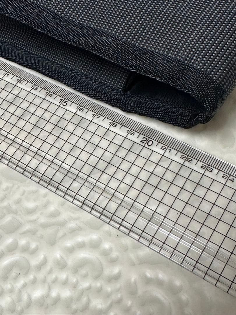 BREE 黒 折りたたみトラベルポーチ