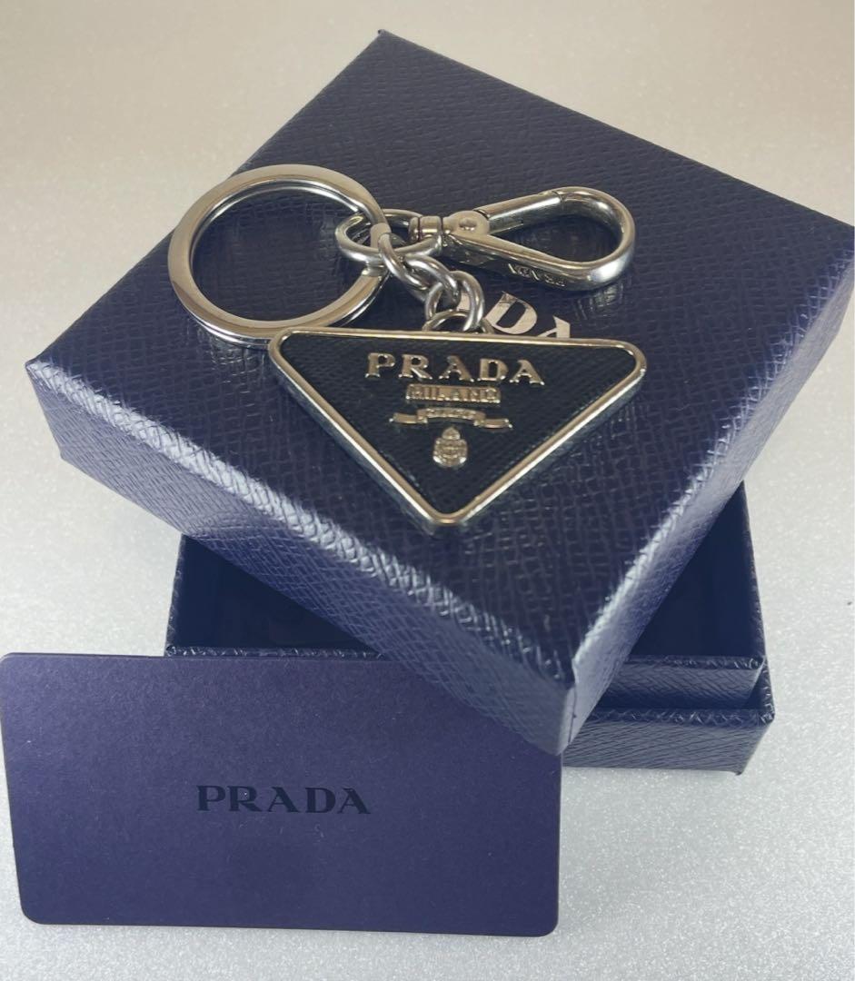 【美品】PRADA プラダ サフィアーノ トライアングルロゴ レザーキーリング