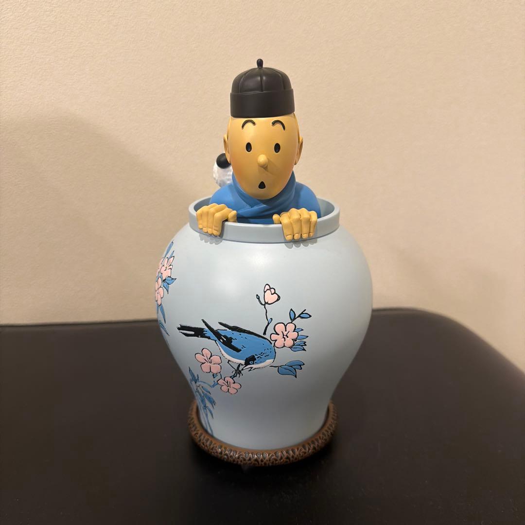 TIN TIN！タンタンの冒険！青い蓮！壺フィギュア付き置物！美品