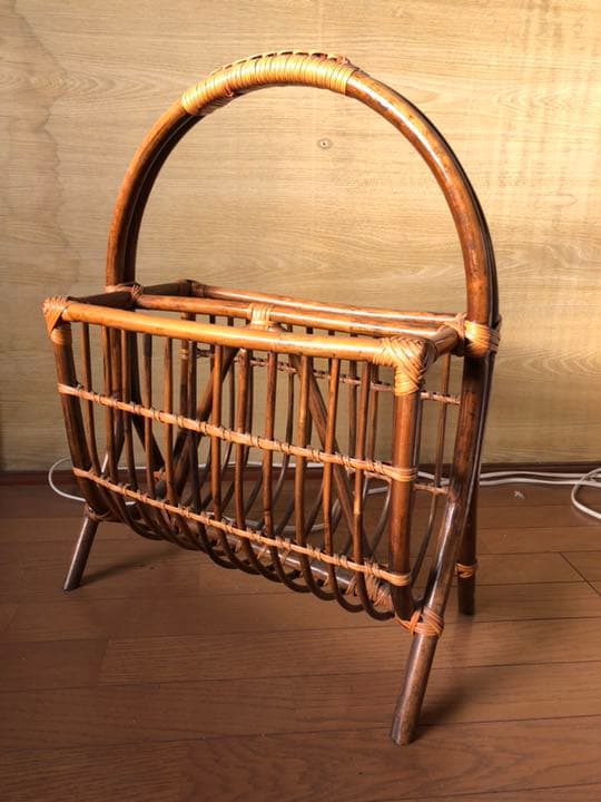 昭和レトロ 藤のマガジンラック