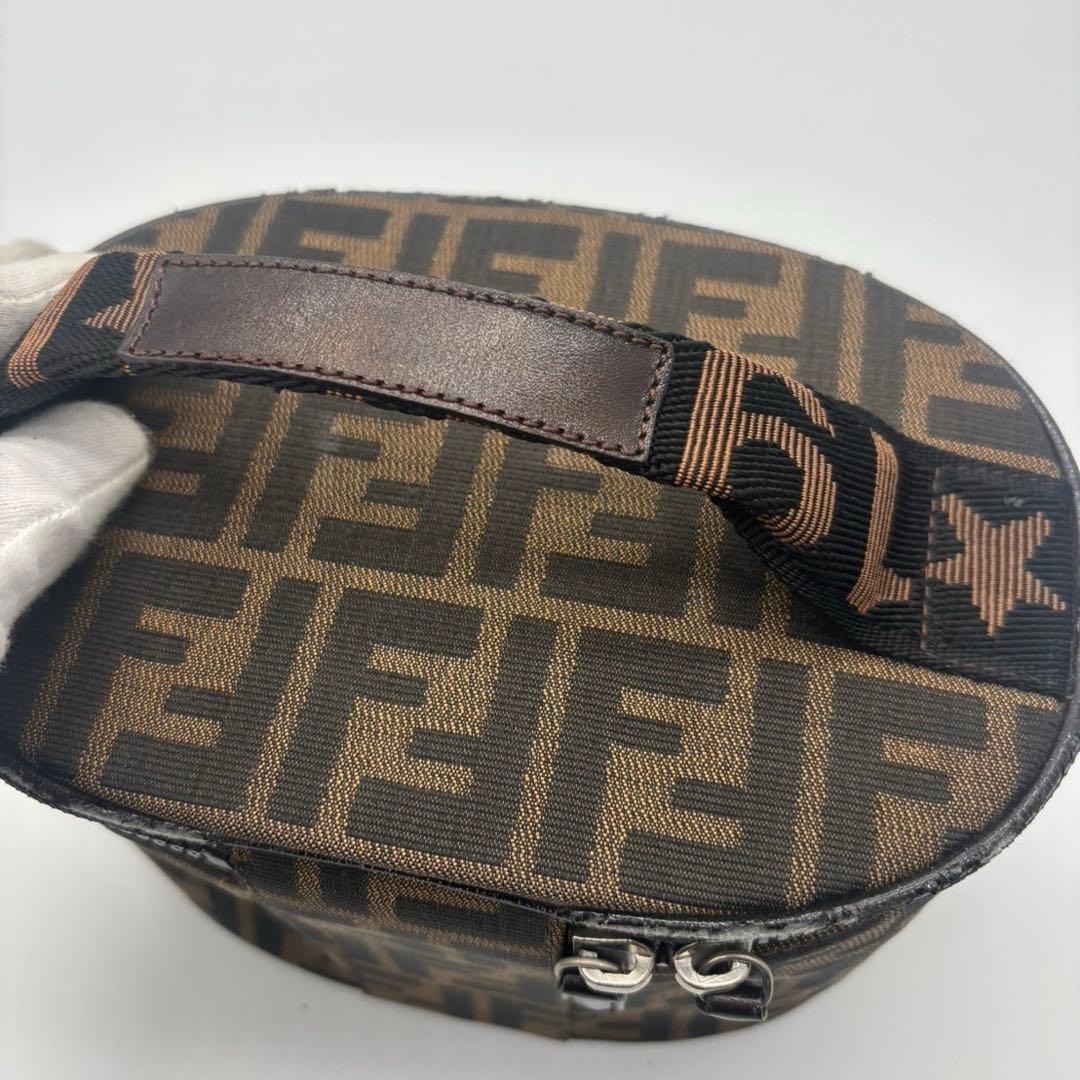 FENDI フェンディ バニティバッグ 化粧ポーチ ズッカ レザーレディース