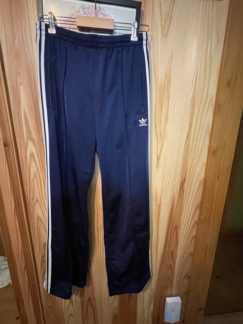 adidas ファイヤーバード トラックパンツ