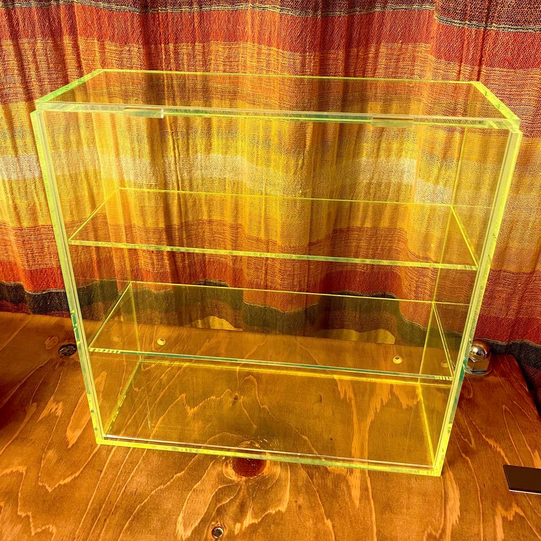 アクリル ディスプレイケース 3段 据置 壁掛け ウォールラック レトロ 美品