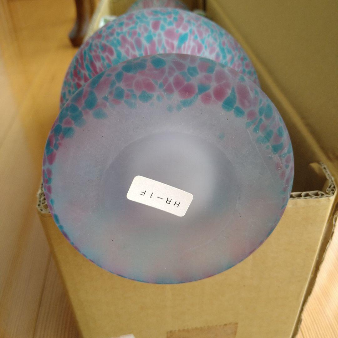 未使用　専用箱あり　ガラス製フラワーベース　花瓶　花器