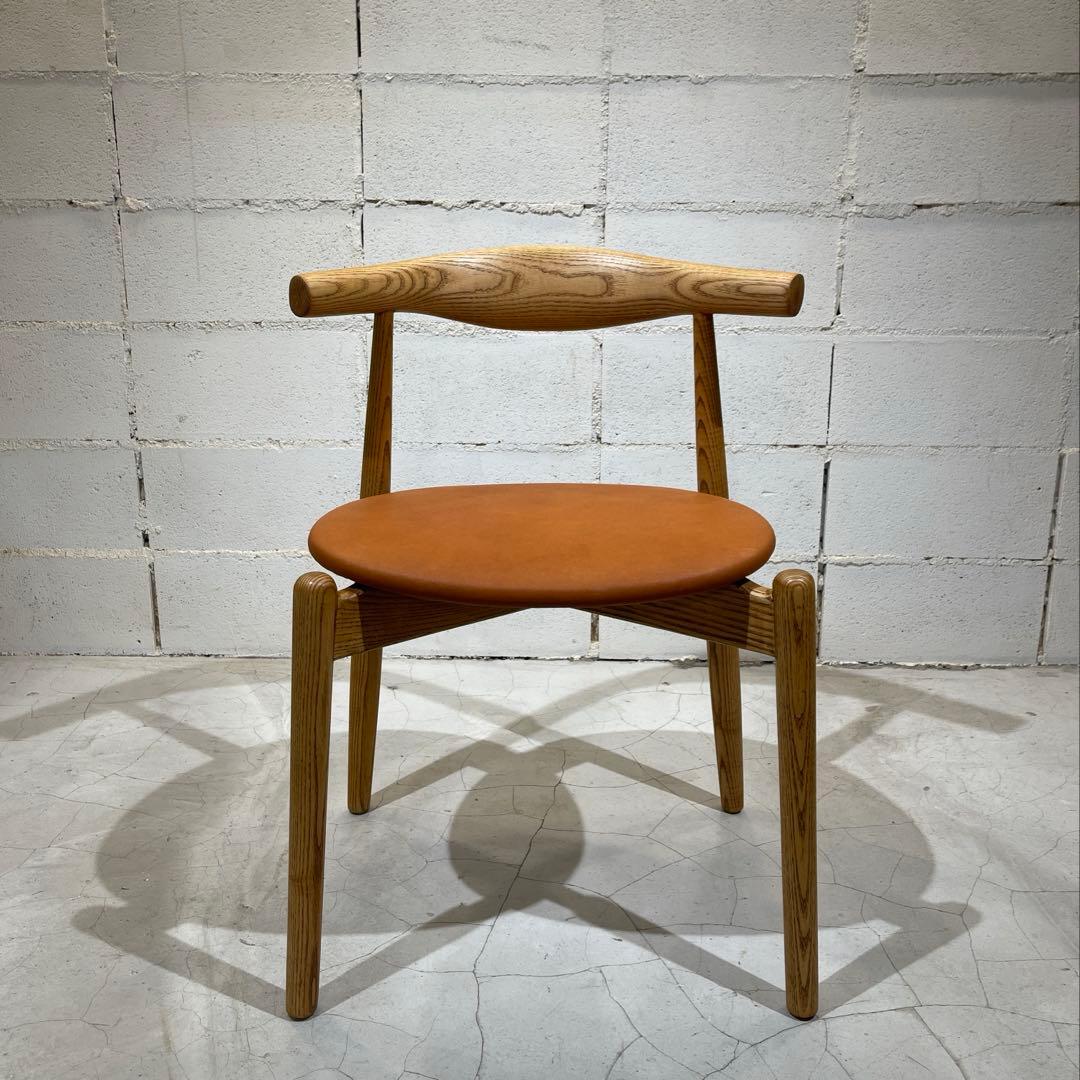 天然木無垢材　エルボーチェア　ダイニングチェア　本革　北欧スタイル　リプロダクト