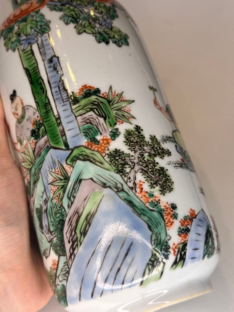 【新年セール】康熙葉子款 底部款識 人物童子戯図 彩絵 花瓶 中国古美術 时代物