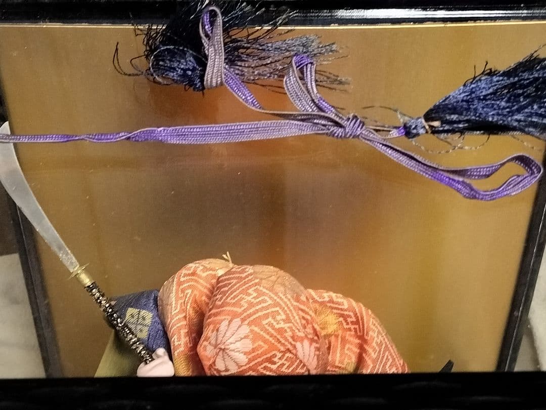 日本人形 　ガラスケース付き　橋弁慶 (最終価格)