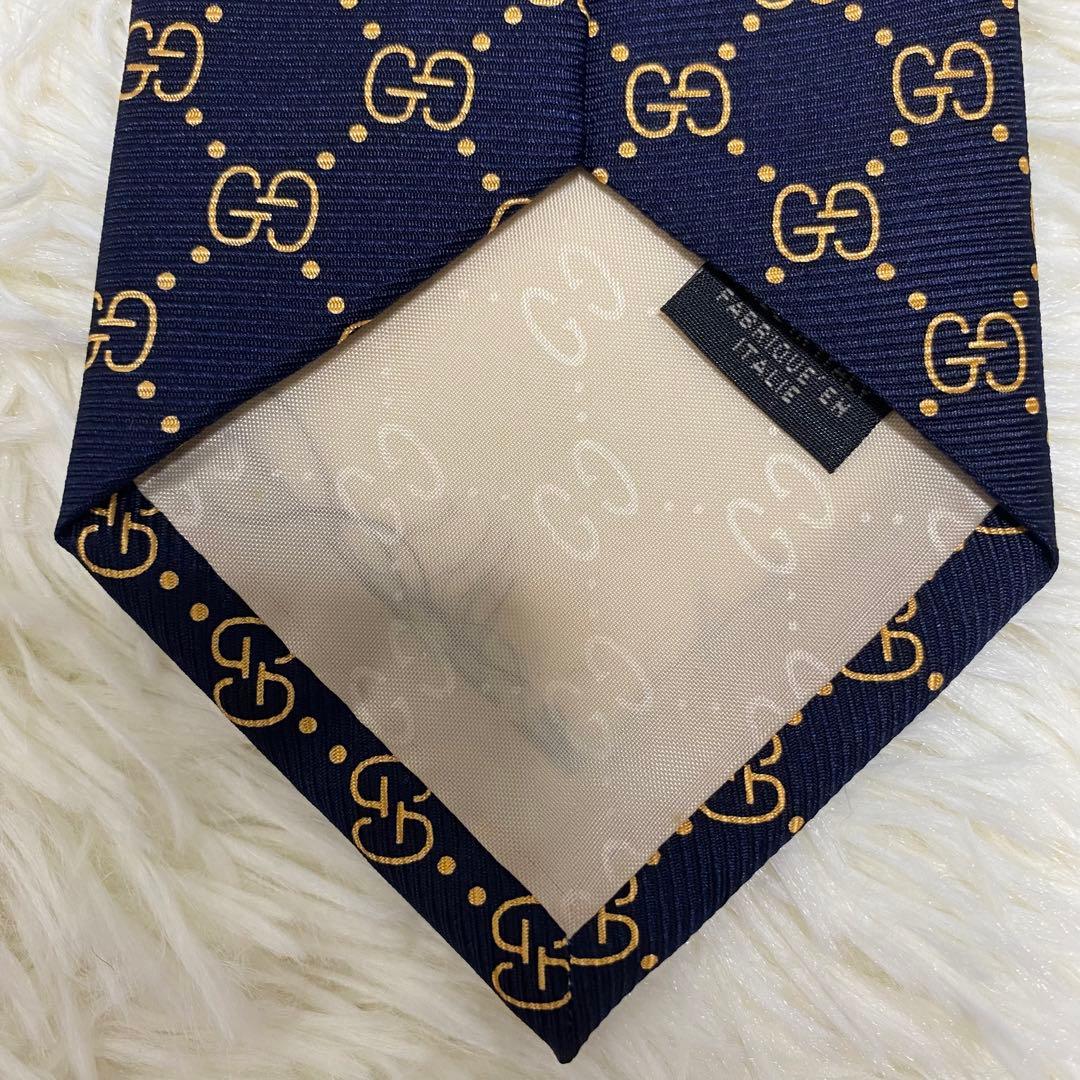GUCCI ネクタイ GG柄 シルク100% ネイビー　ゴールド　GUCCI