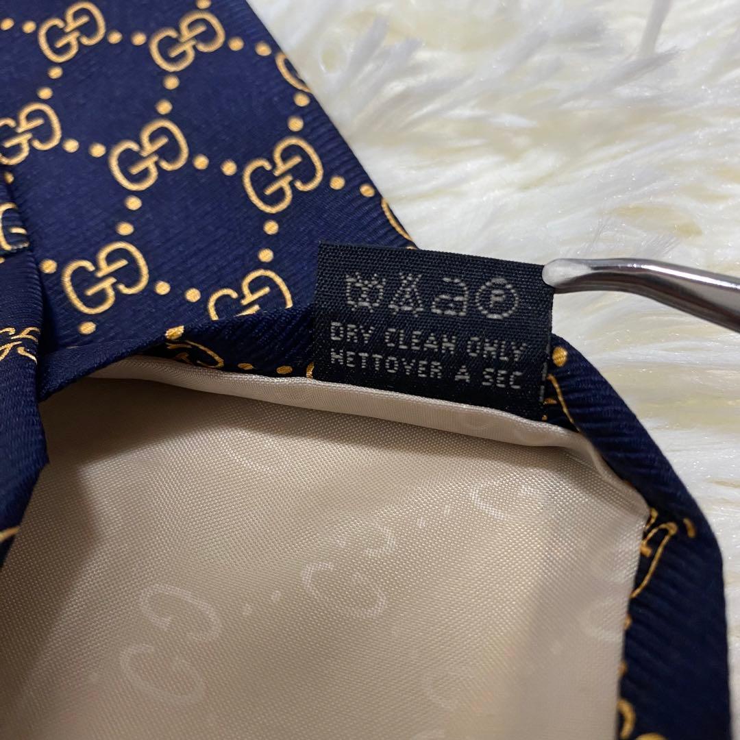 GUCCI ネクタイ GG柄 シルク100% ネイビー　ゴールド　GUCCI