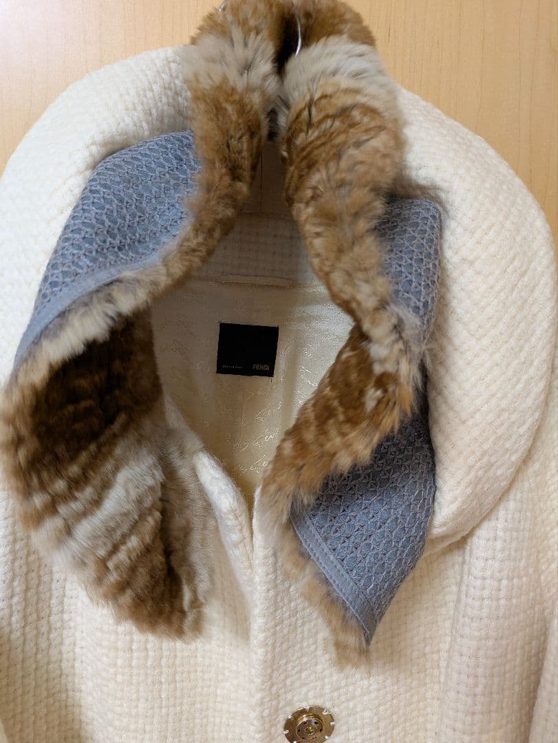 FENDI アイボリーファー襟　ロングコート