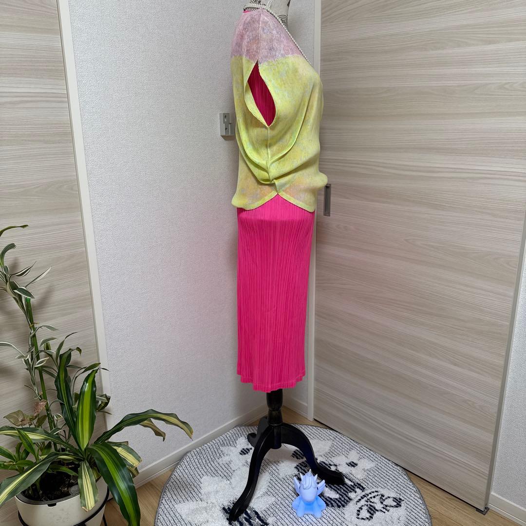 イッセイミヤケ　プリーツプリーズ　 サークルトップス