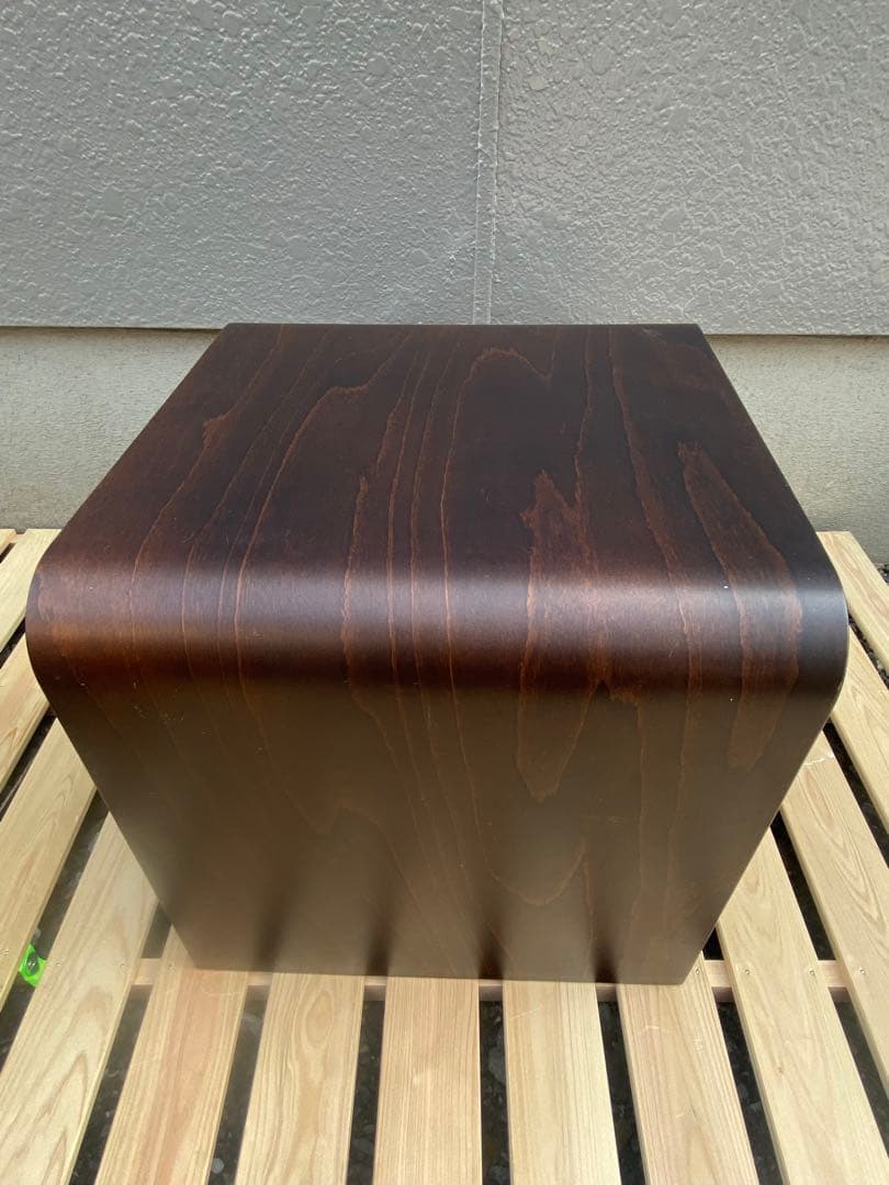 hjellegjerde イエリアーダ「フィヨルド」 花 北欧 ノルウェー棚