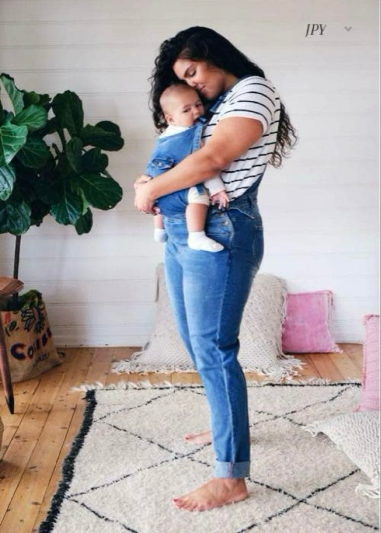 着る抱っこ紐　マムジー サロペット