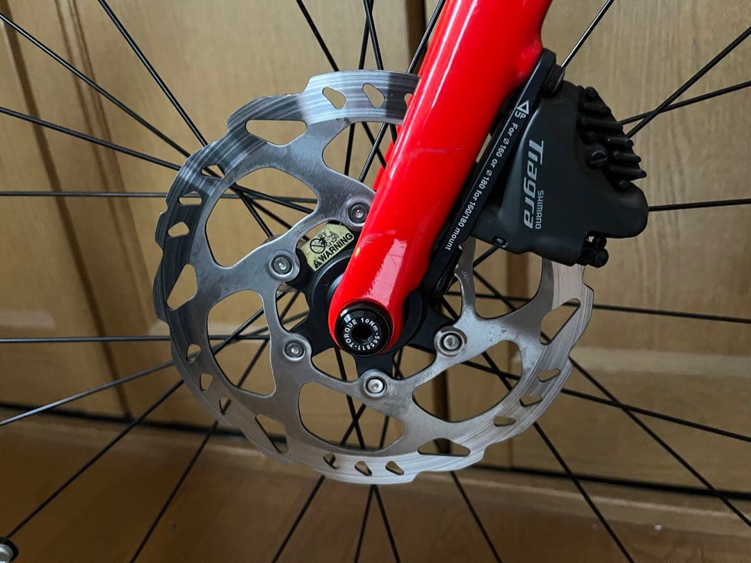 トレックエモンダALR4