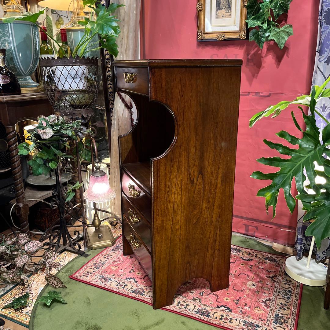 s. 　Sale ヴィンテージ コロニアル　キャビネット