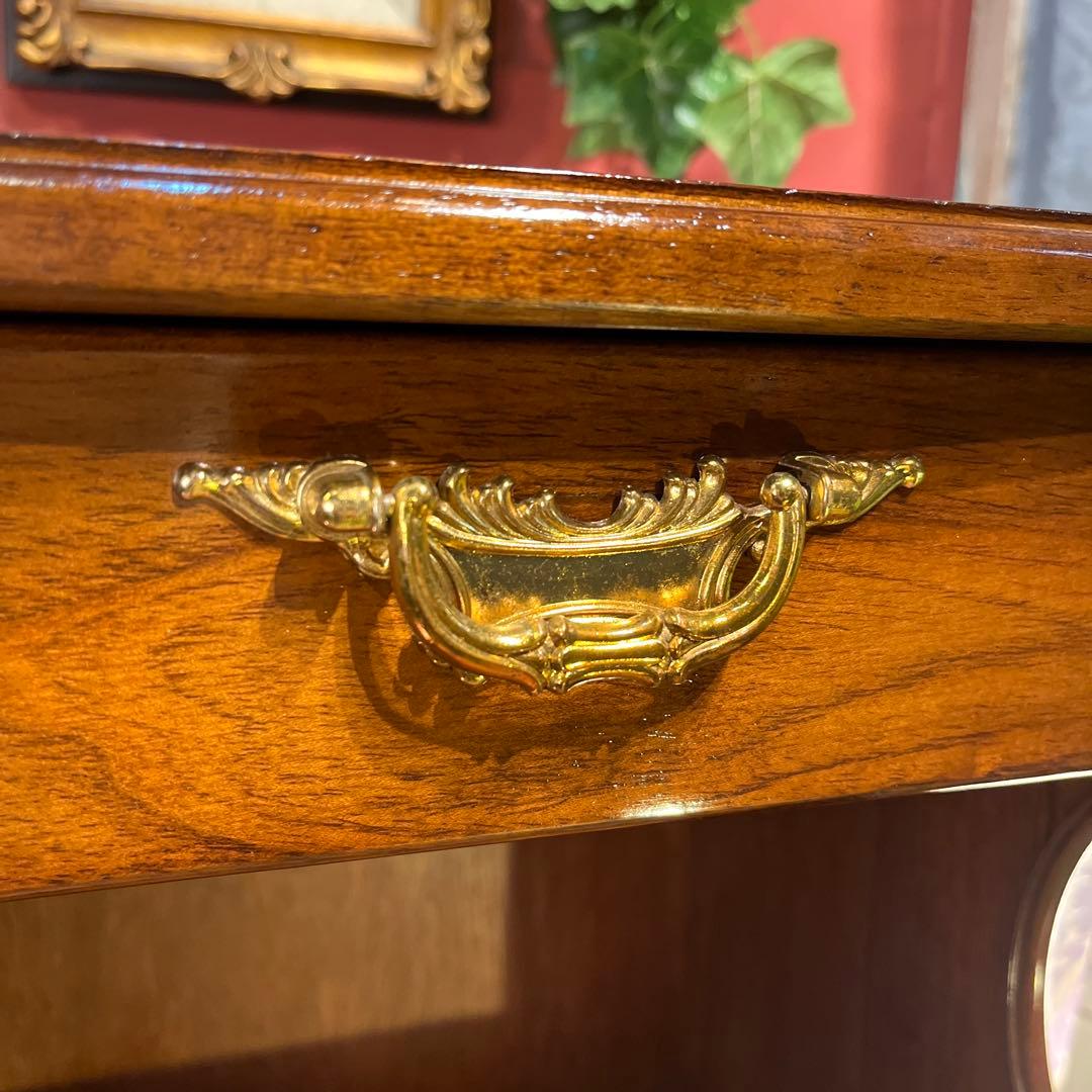 s. 　Sale ヴィンテージ コロニアル　キャビネット