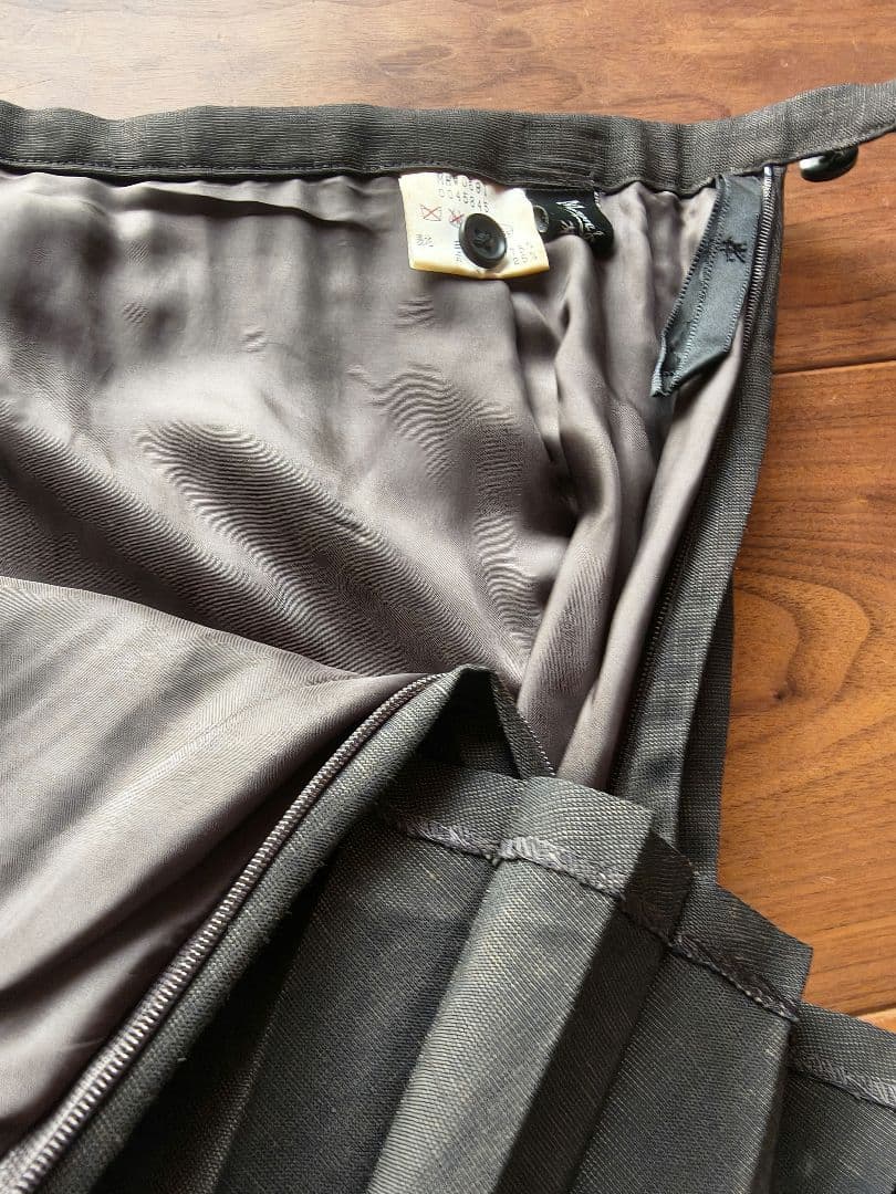 新品マーガレットハウエル リネンウール アコーディオンプリーツスカート