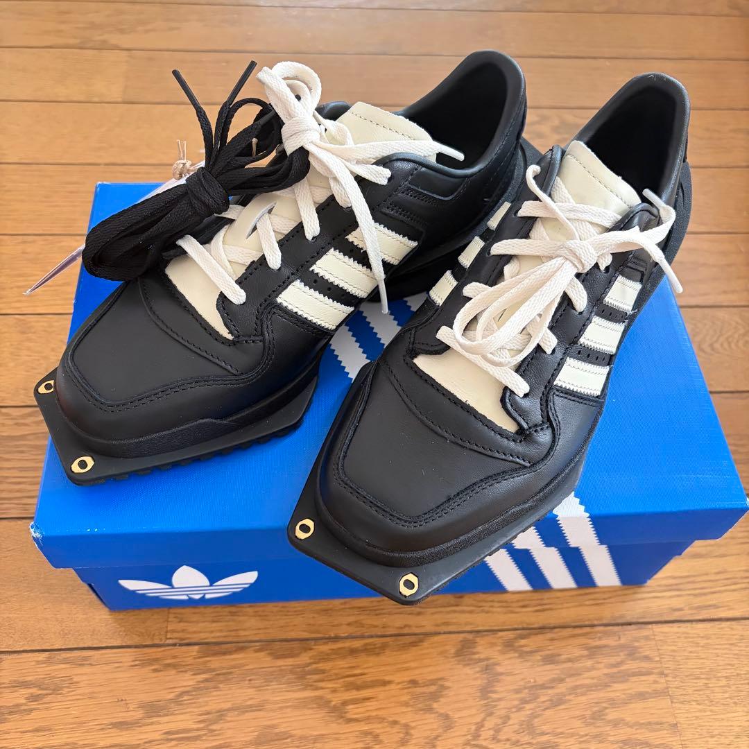 ★新品未使用★adidas FORUM SQ W Cubism 黒 22.5
