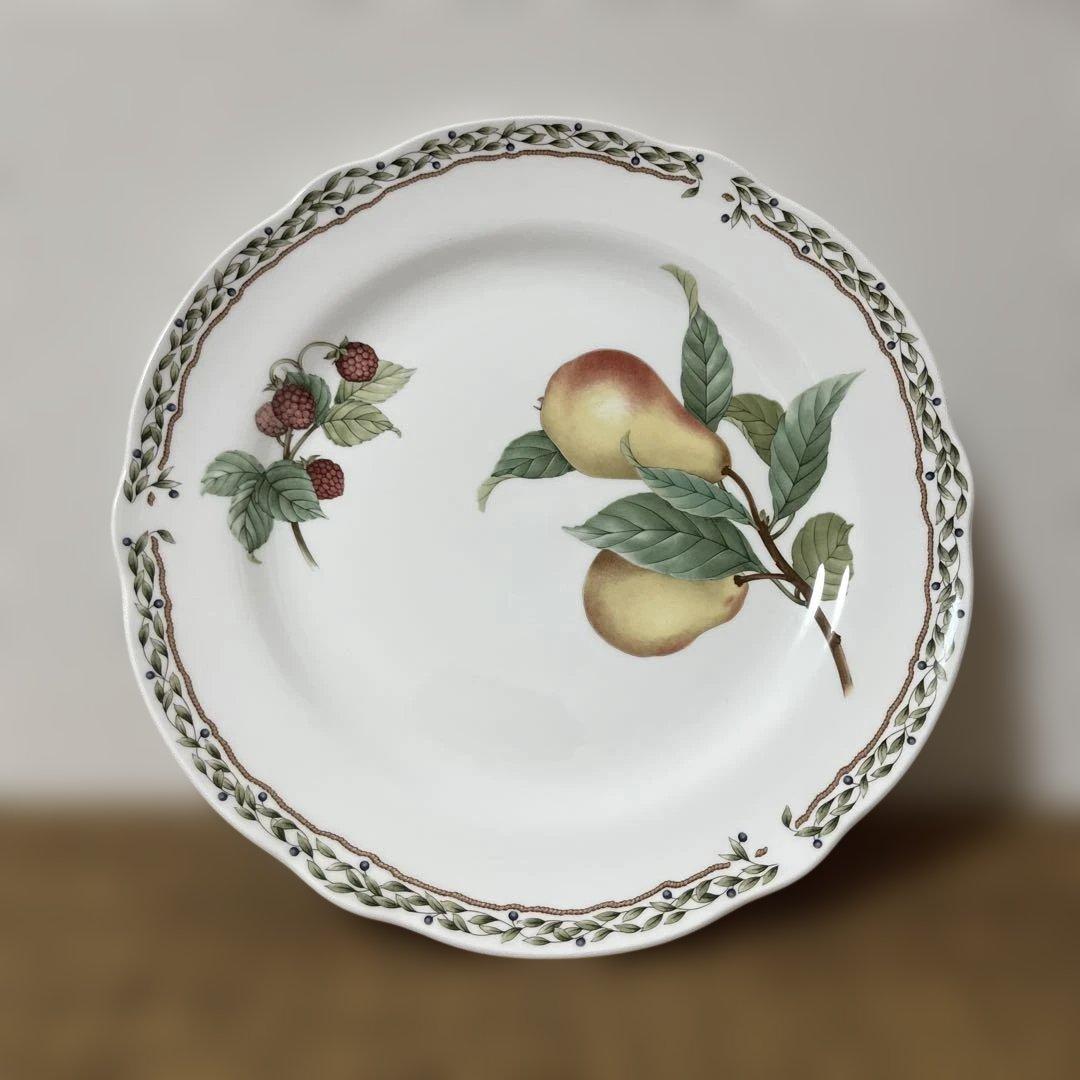 【新品未使用品】ノリタケ　ロイヤルオーチャード　5枚セット（日本製、24センチ）