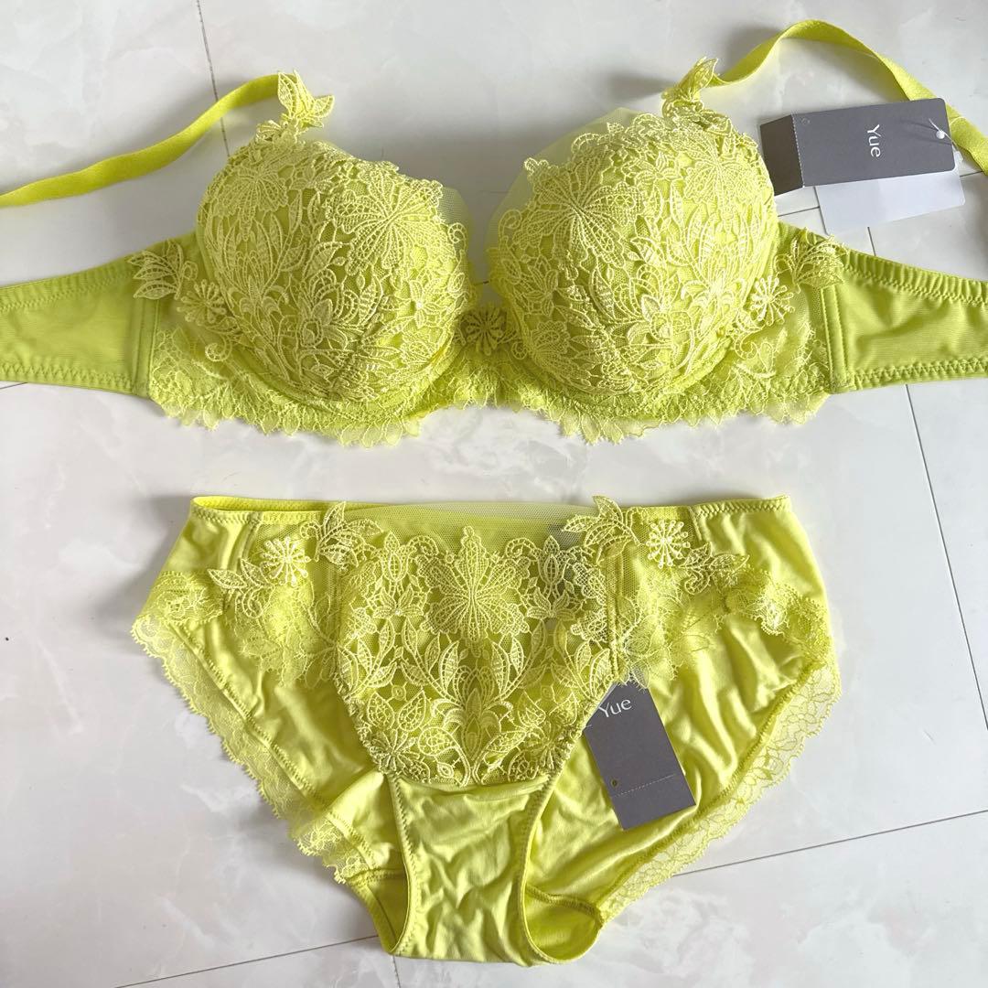 ☆ワコールYue ユエ D80・L☆61G