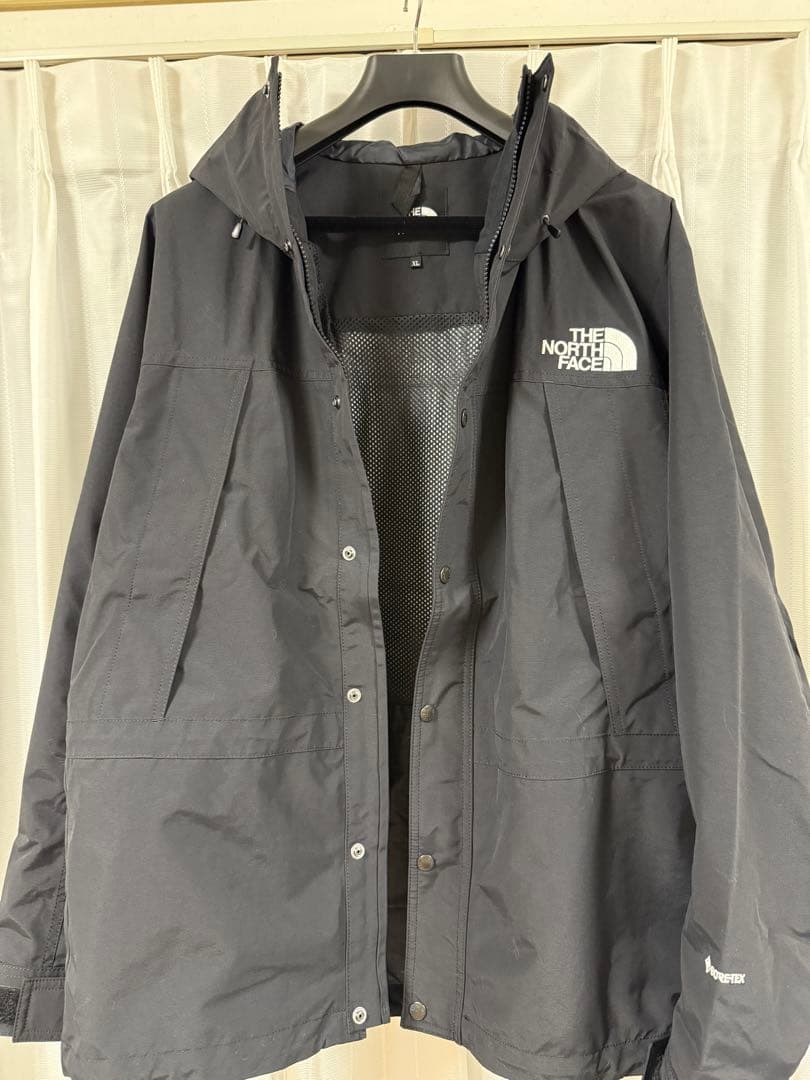 マウンテンライトジャケット黒、XL