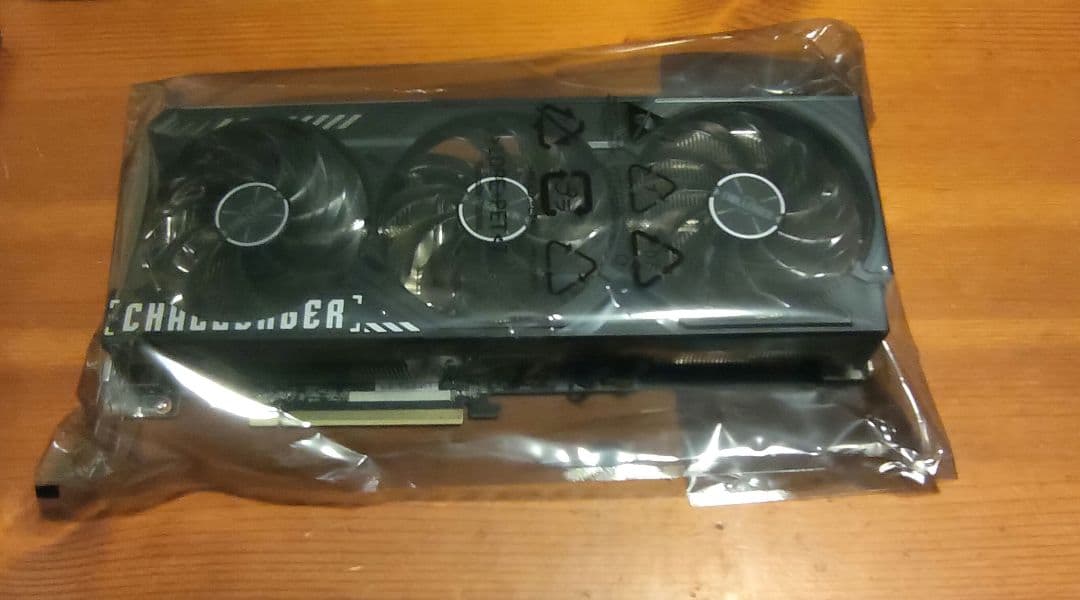 ASRock Challenger RX9070XT 16GBグラフィックボード