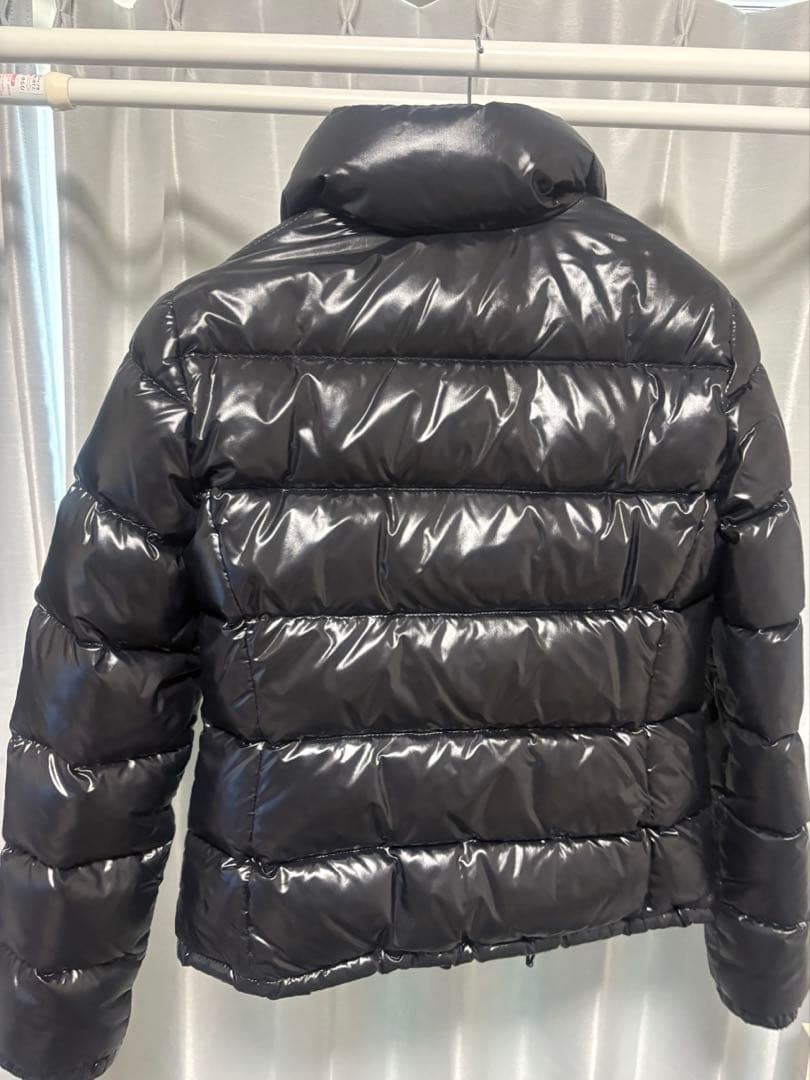 MONCLER ブラック ダウンジャケット s ※2/2-4発送不可