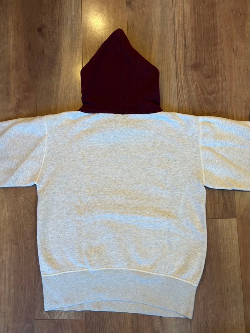 アットラスト　ブッチャープロダクツ　スエット　パーカー