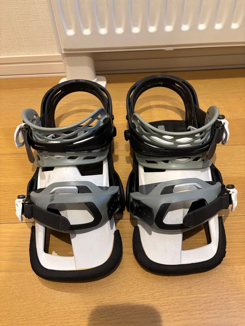 BURTON ビンディング CARTEL MサイズRe:flex 白