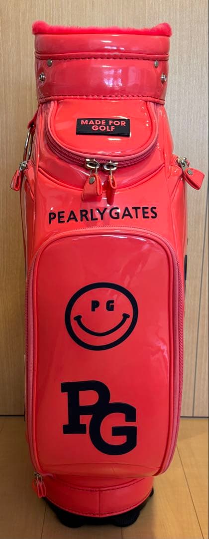 【パーリーゲイツ】エナメルキャディバッグ