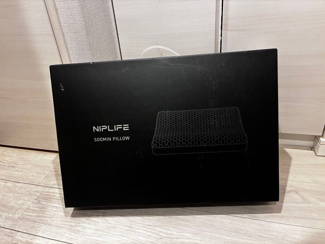 新品未使用】NIPLIFE SOOMIN PILLOW ホワイトカラー