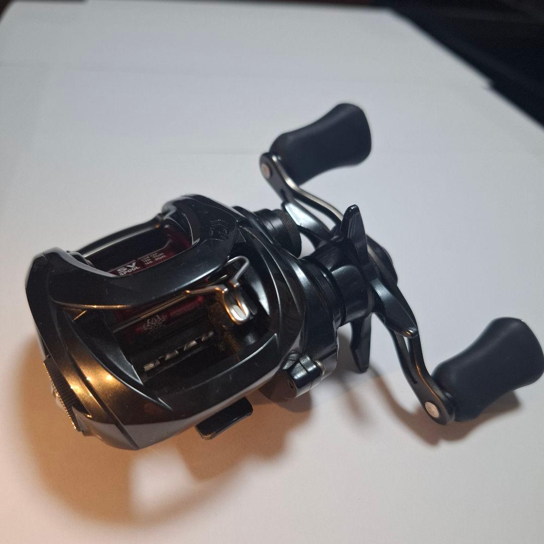 タトゥーラ Tatula SV TW 20 103XHL 8.1　左巻き　ダイワ