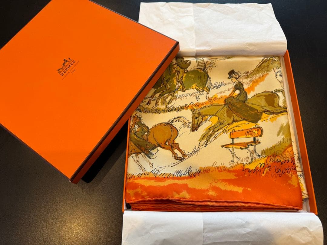 新品未使用 伊勢丹購入HERMES カレ90 シルクスカーフ オレンジ