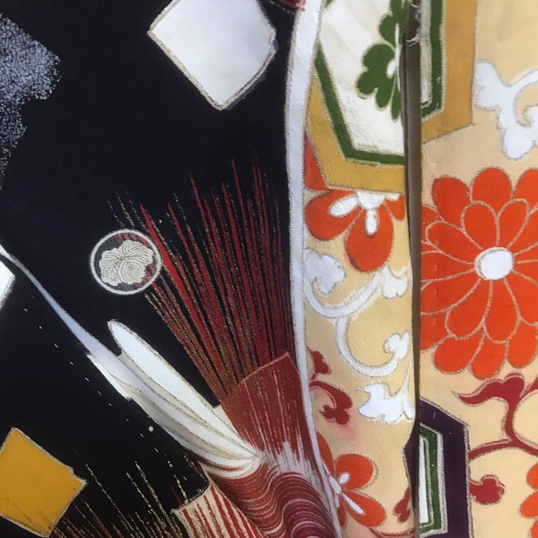 昔のアンティークな振袖