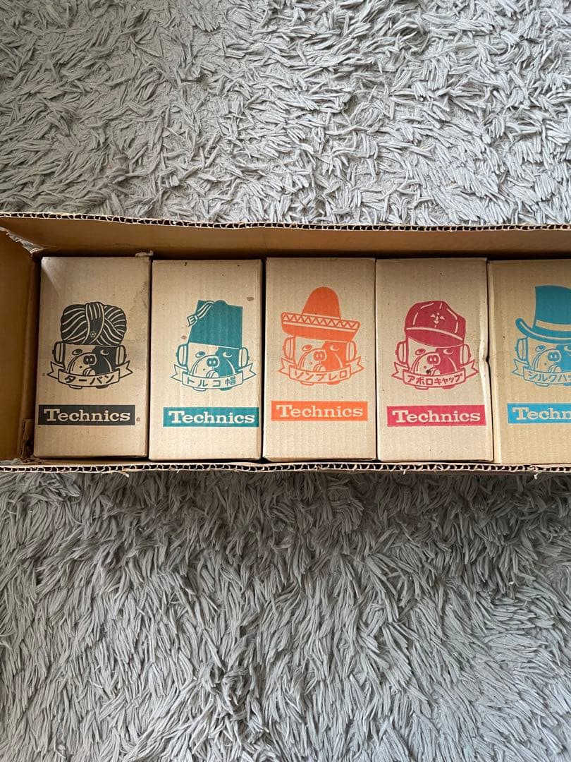 Technics☆テクニクスノベルティ　世界のブル5体フルセット(箱入り)