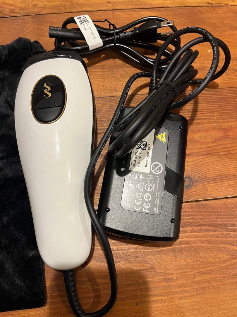 [美品]スムーズスキン 家庭用脱毛器　専用バニティバッグ付き