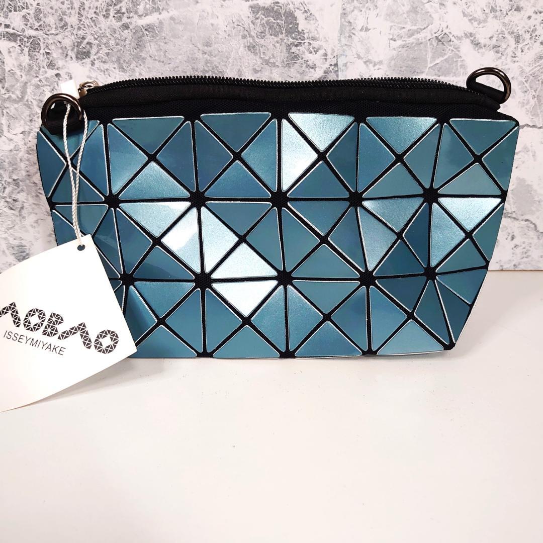 BAOBAO ISSEY MIYAKE　ショルダーポーチ　メタリックグリーン