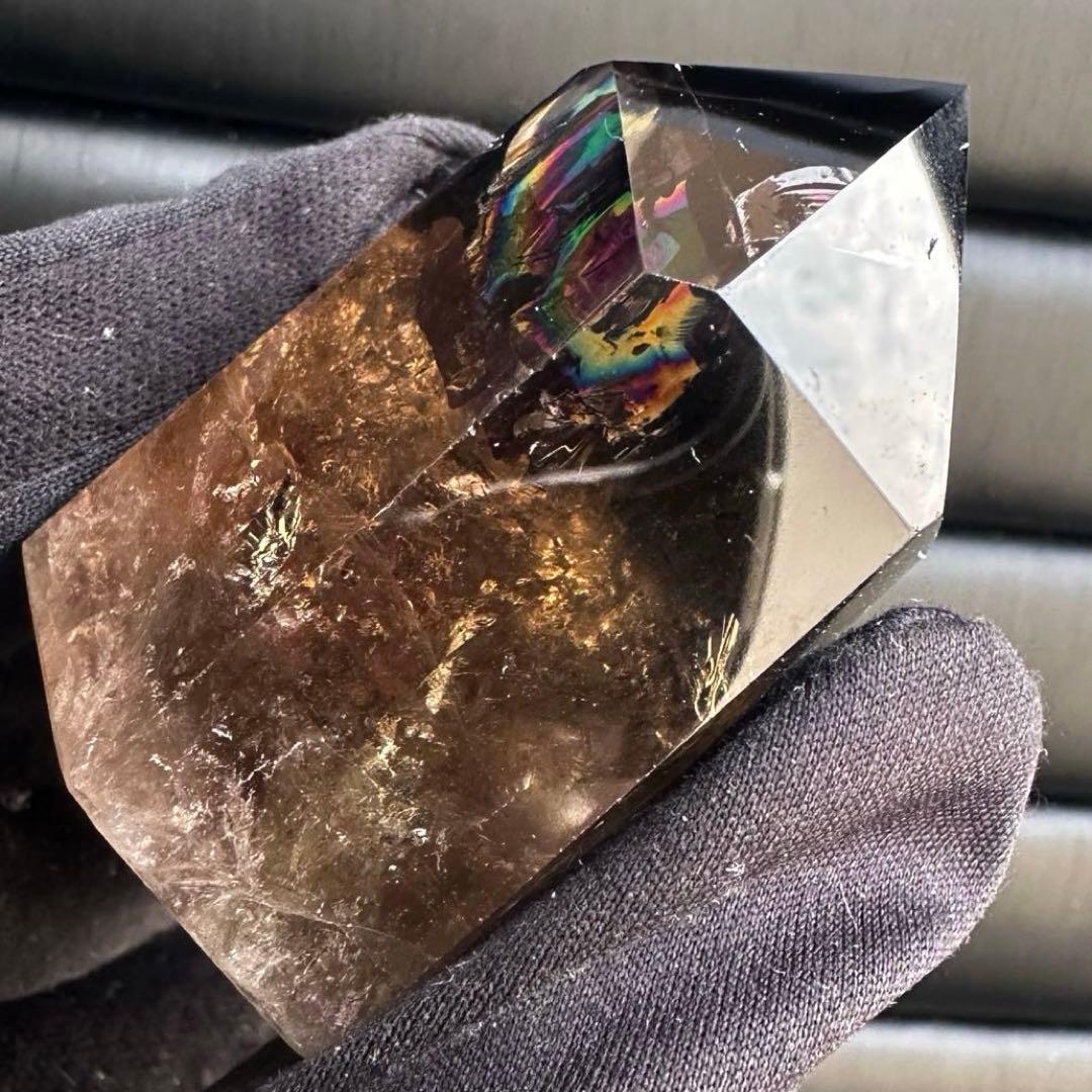 【金運· 魔除】ファントム☆レインボー☆煙水晶スモーキークォーツ六角柱A1532