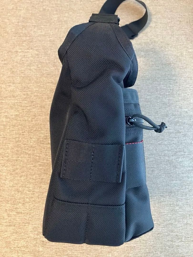 BRIEFING ブリーフィングショルダーバッグ