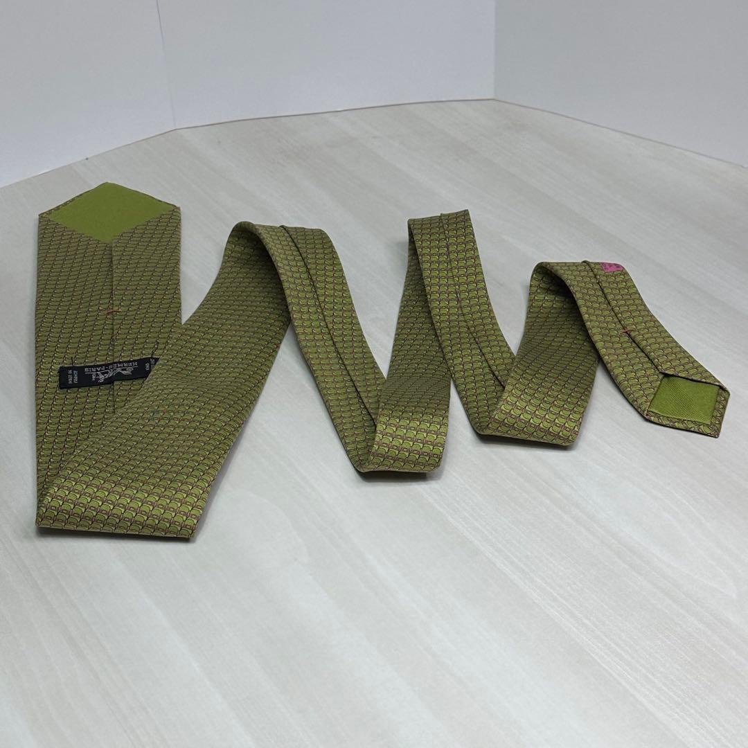 美品☆エルメス☆ネクタイ☆グリーン☆緑☆パターン柄☆ピンク☆シート☆583