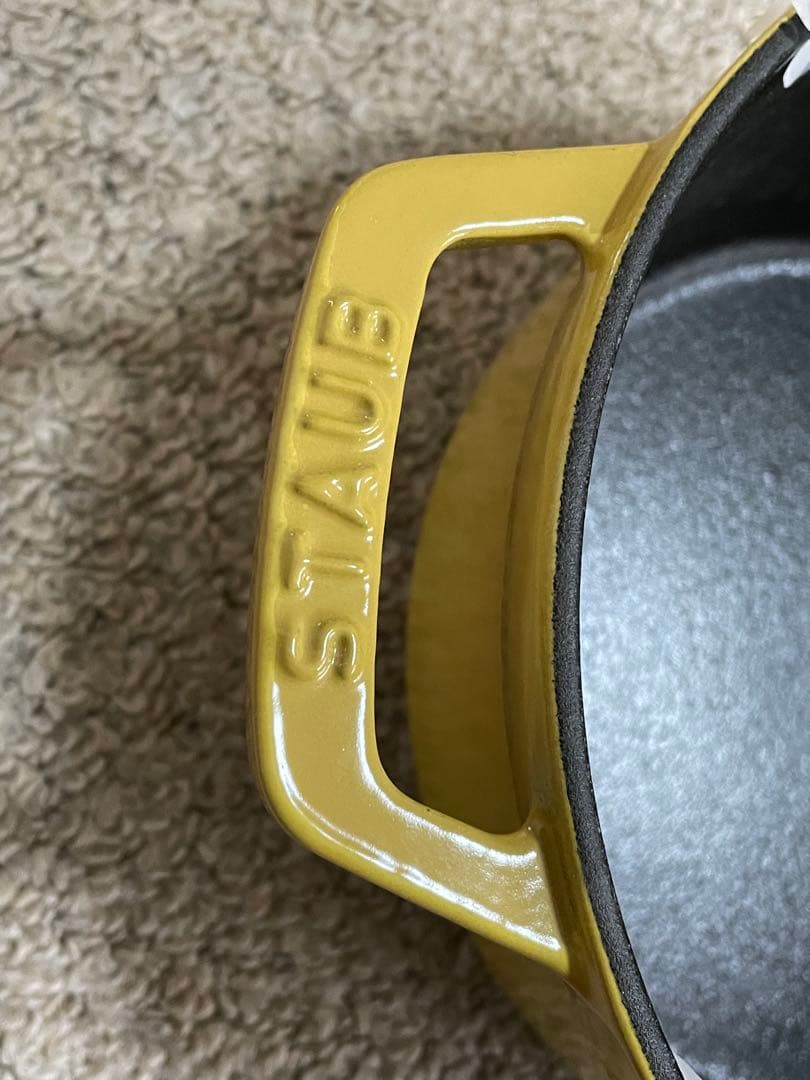 新品未使用　staub ストウブ　ココットラウンドシトロン　18cm