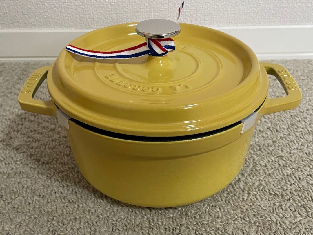 新品未使用　staub ストウブ　ココットラウンドシトロン　18cm