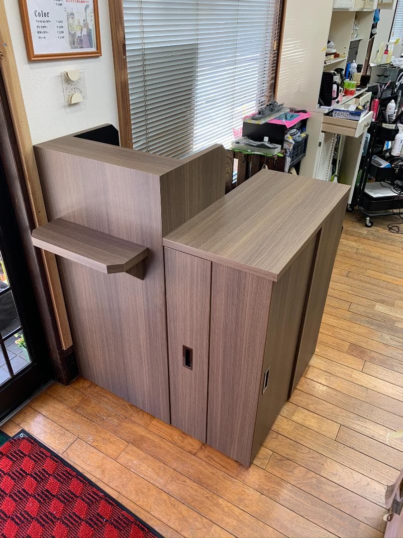 フルオーダーのレジカウンター