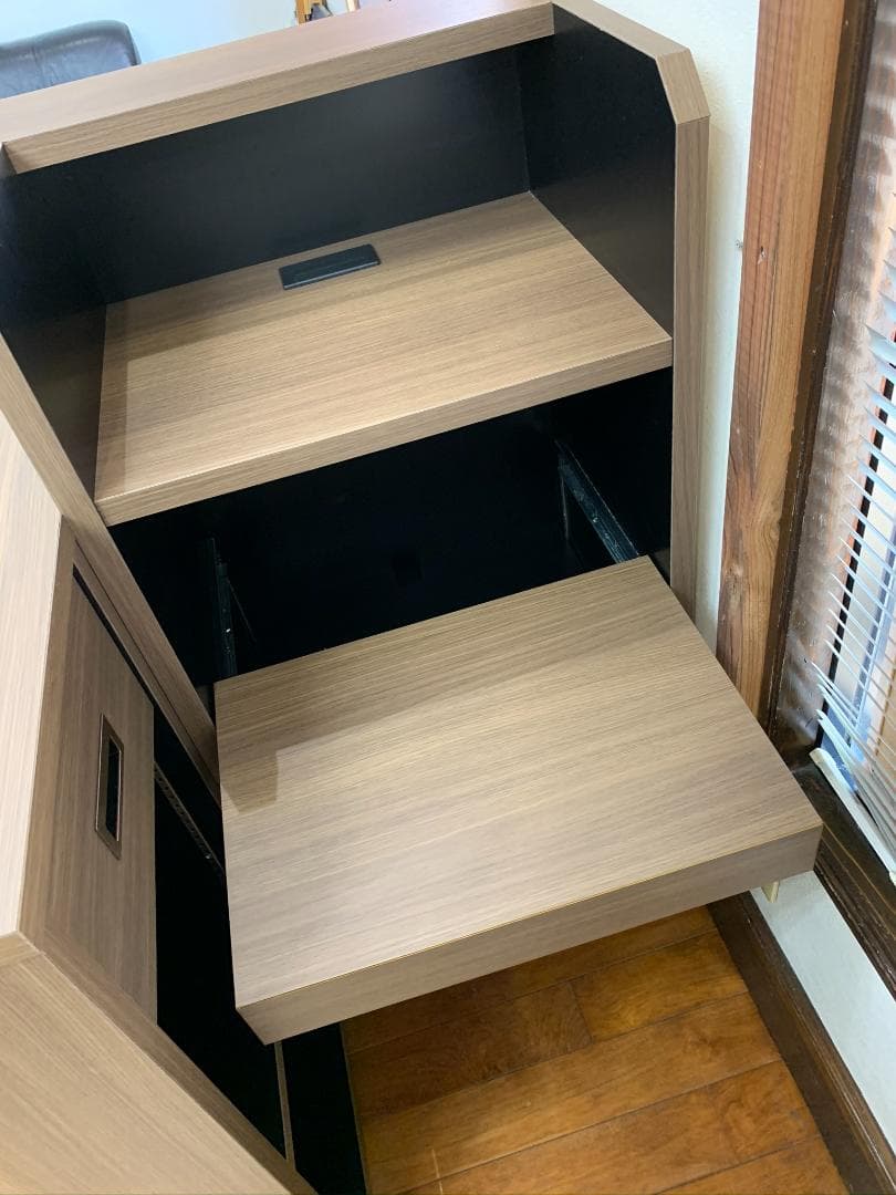 フルオーダーのレジカウンター